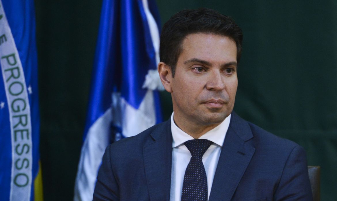 PSOL pede prisão do deputado Alexandre Ramagem após vídeo em Miami