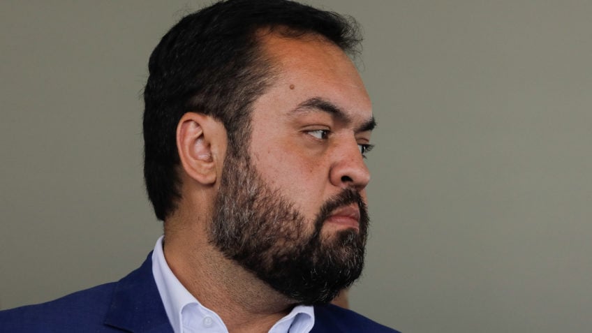 Relatora do TSE vota pela cassação de Cláudio Castro por abuso de poder