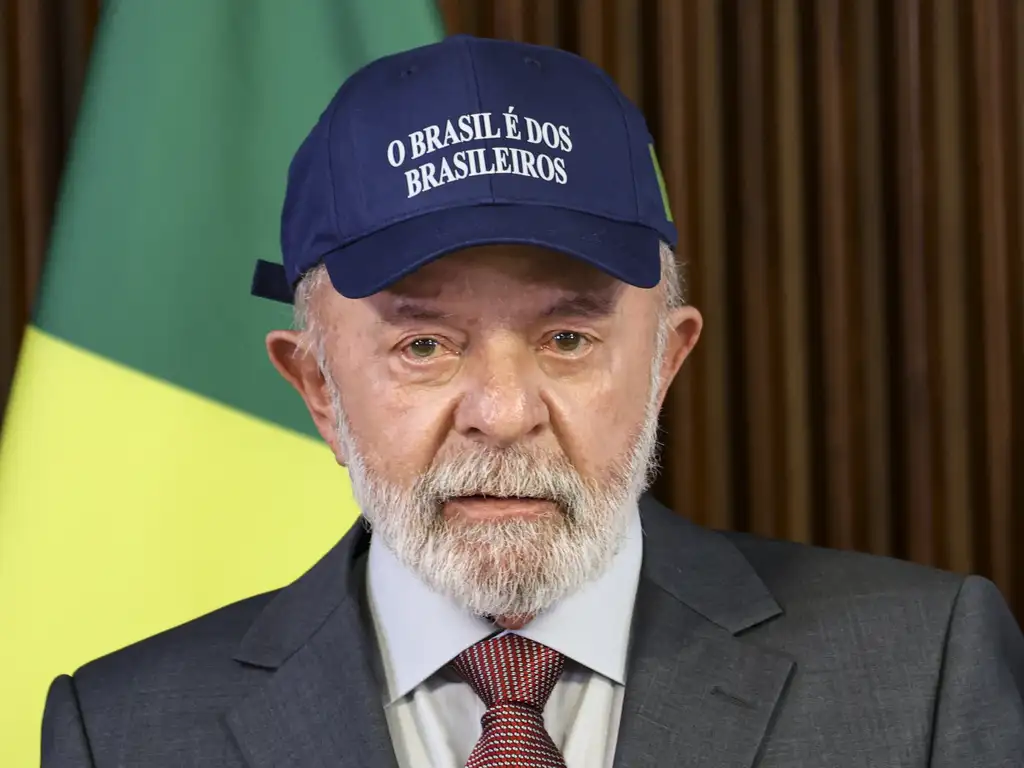 Pesquisa AtlasIntel indica liderança de Lula para 2026, com vantagem reduzida no 2º turno