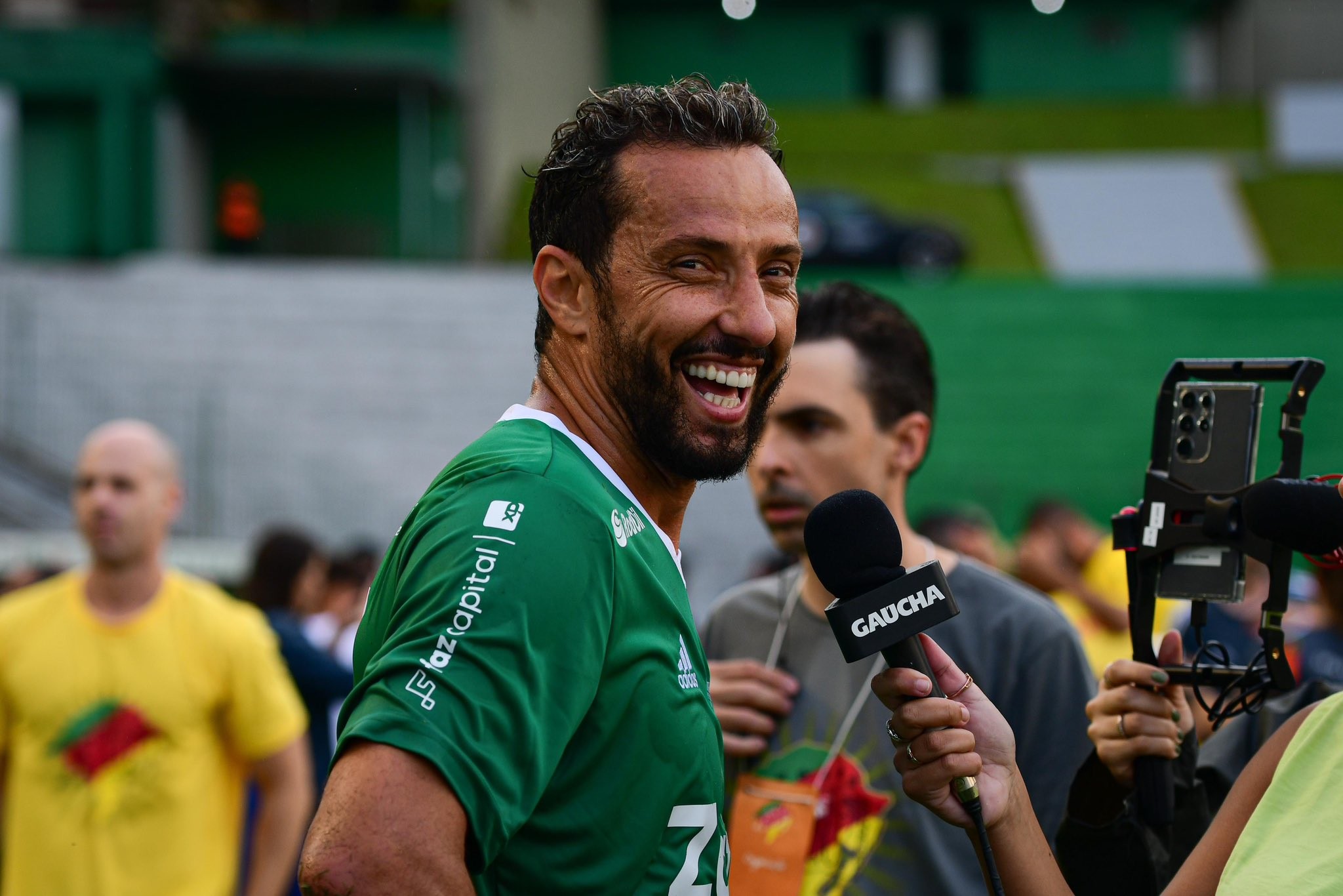 Botafogo-PB contrata meia Nenê para a temporada 2026