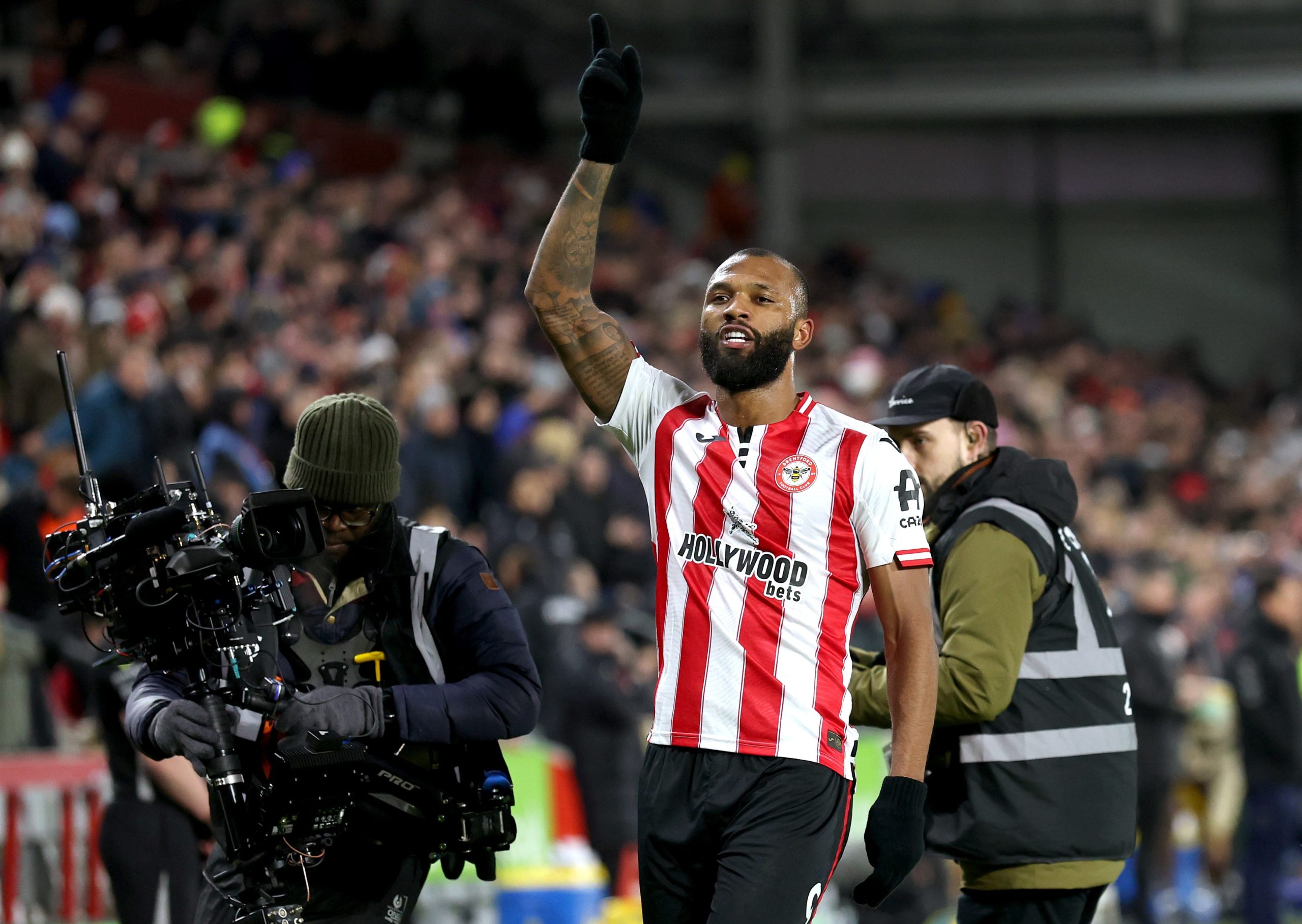 Igor Thiago é destaque e recordista brasileiro na Premier League 2025/26