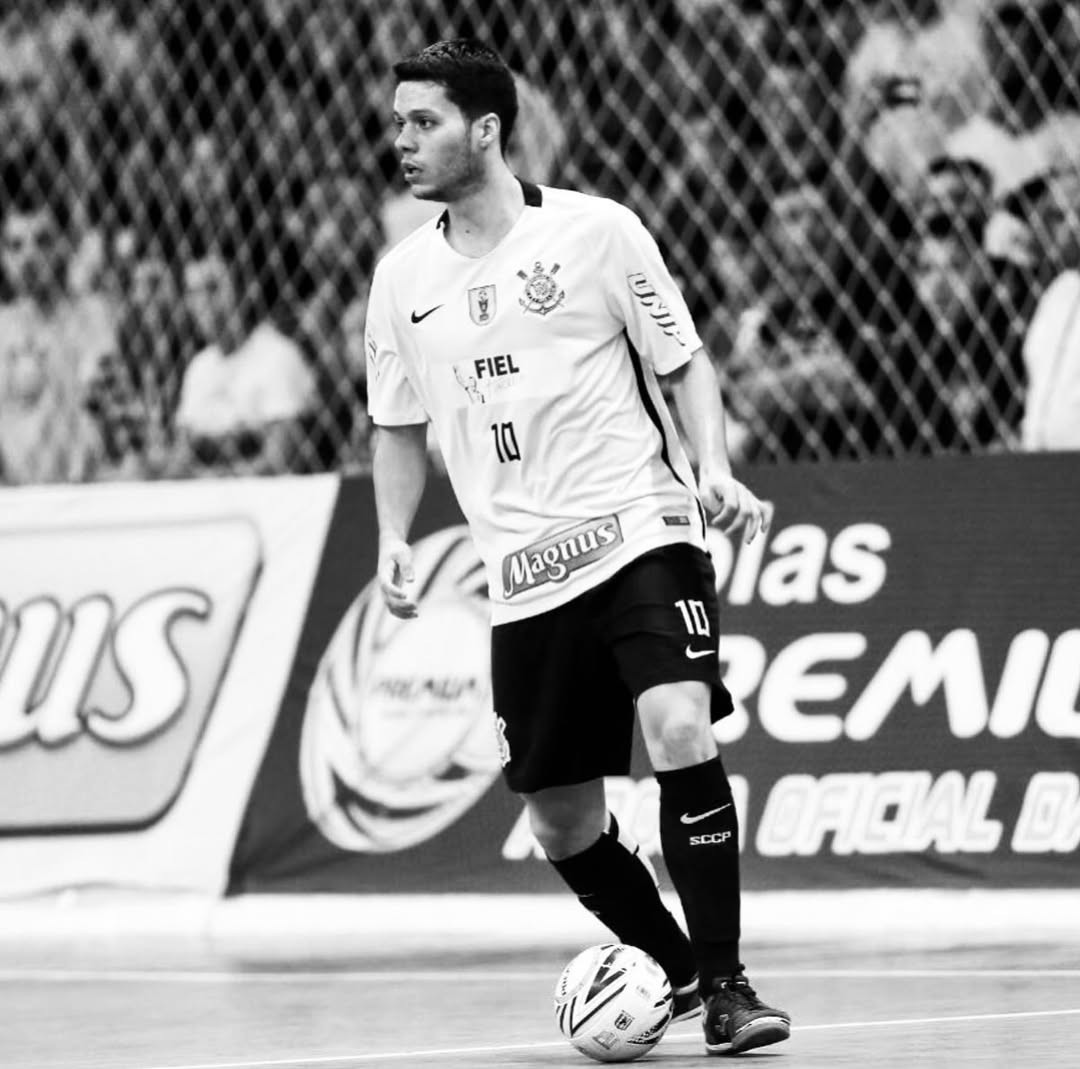 Jogador brasileiro de futsal Alex Felipe morre após passar mal na Rússia