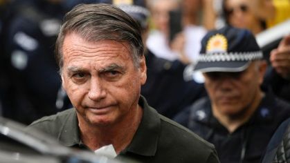 Michelle Bolsonaro diz que ex-presidente sofreu queda e bateu a cabeça na PF