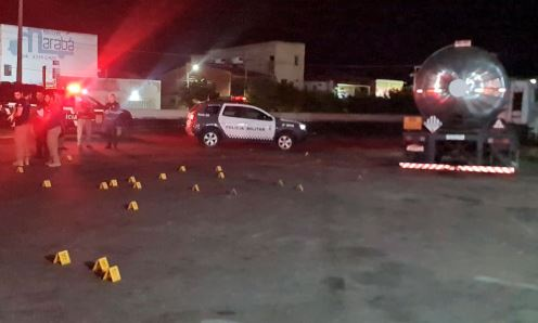 Mulher é morta com mais de 80 tiros em frente a churrascaria na BR-304 em Mossoró