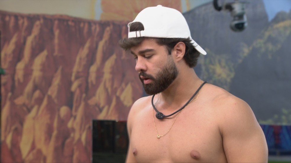 Paulo Augusto é desclassificado do BBB 26 por provocar queda de Jonas