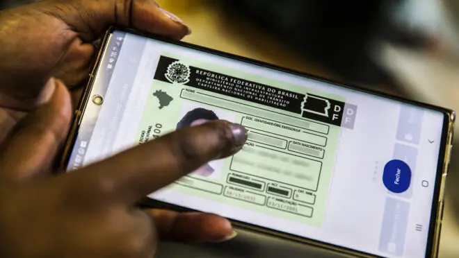 STF valida renovação automática da CNH para motoristas sem multas