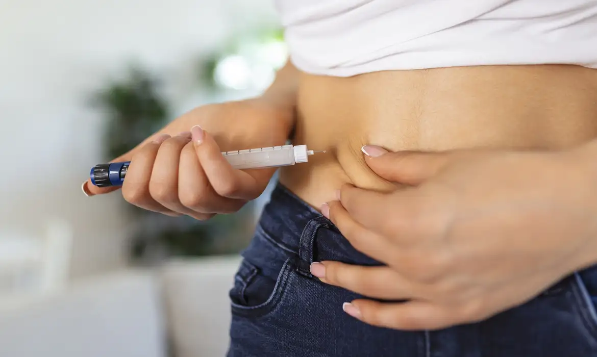 Anvisa alerta para risco de pancreatite com canetas emagrecedoras