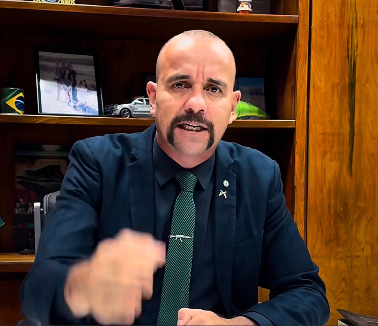 Deputado Sargento Gonçalves justifica voto contra gás gratuito por alegar 'modelo socialista'