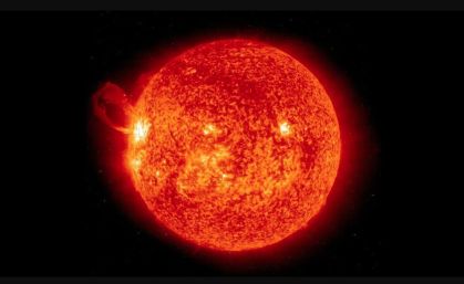 Nasa registra cinco erupções solares intensas em menos de três dias