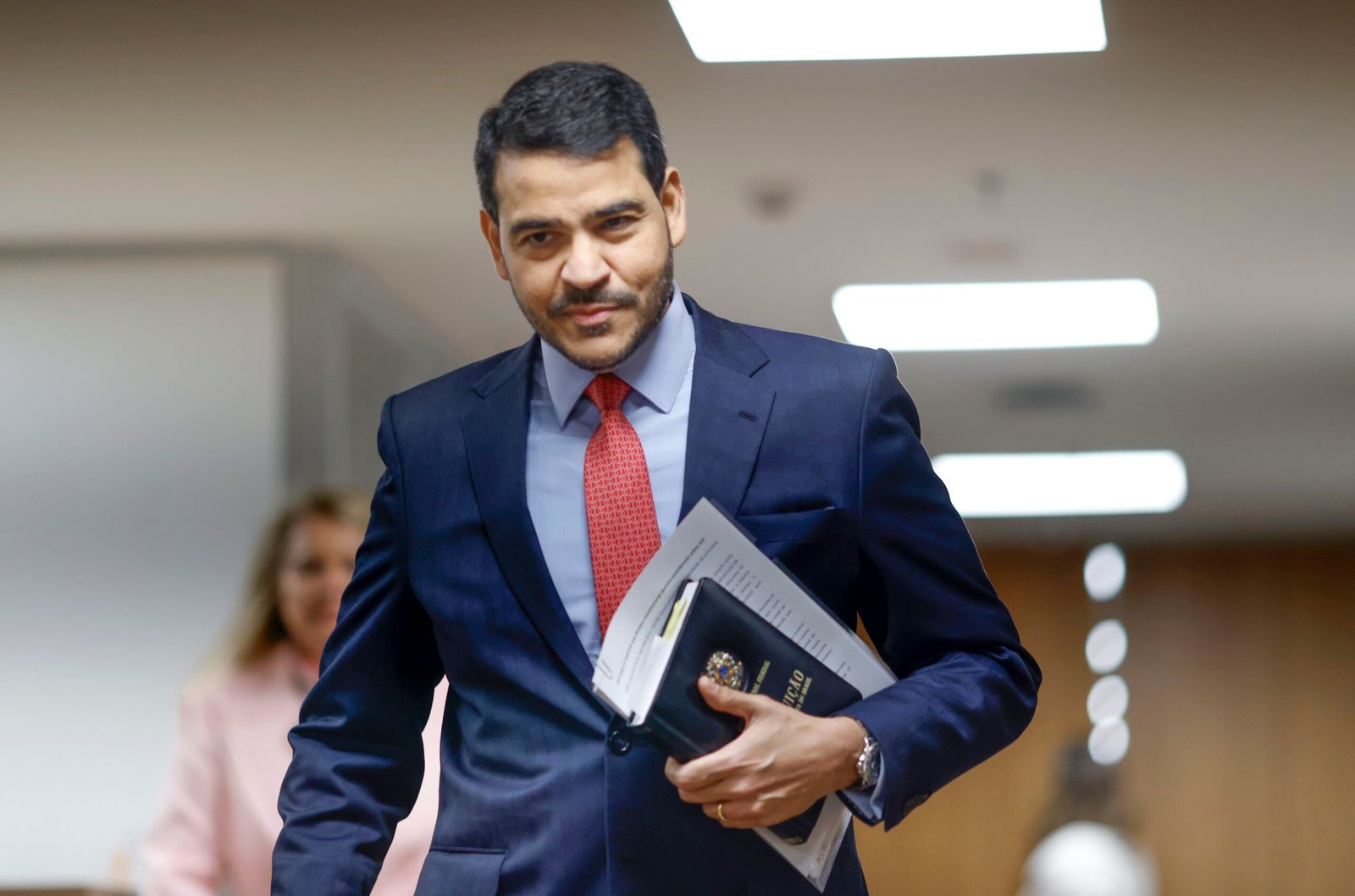 Lula envia ao Senado indicação de Jorge Messias para ministro do STF