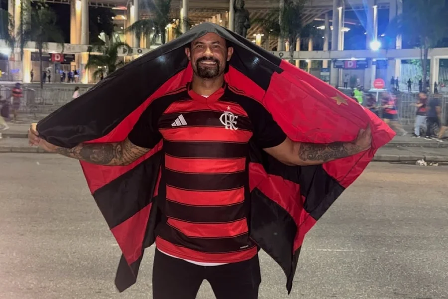 TJ-RJ revoga liberdade condicional de goleiro Bruno após descumprimento