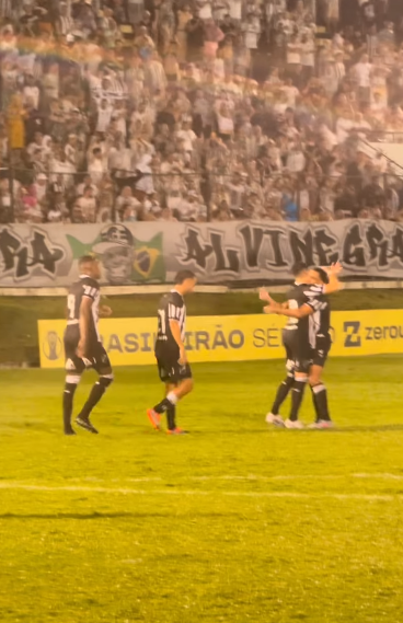 ABC goleia Laguna por 4 a 0 no Frasqueirão pela Série D