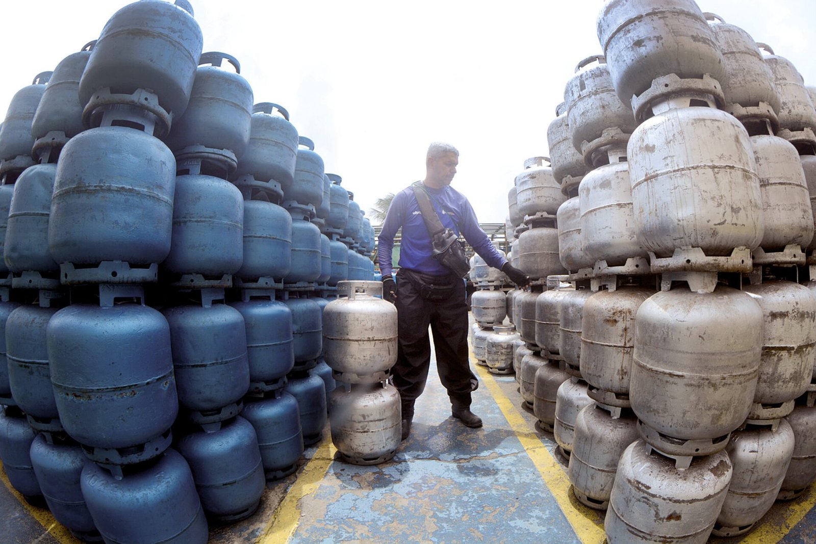 Gás de cozinha no RN terá aumento de até R$ 9 e pode chegar a R$ 125