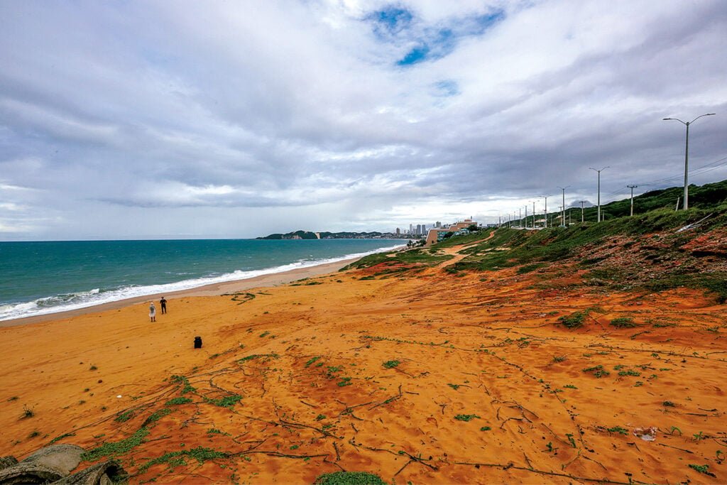 Prefeitura de Natal estabelece regras para licenciamento na Via Costeira