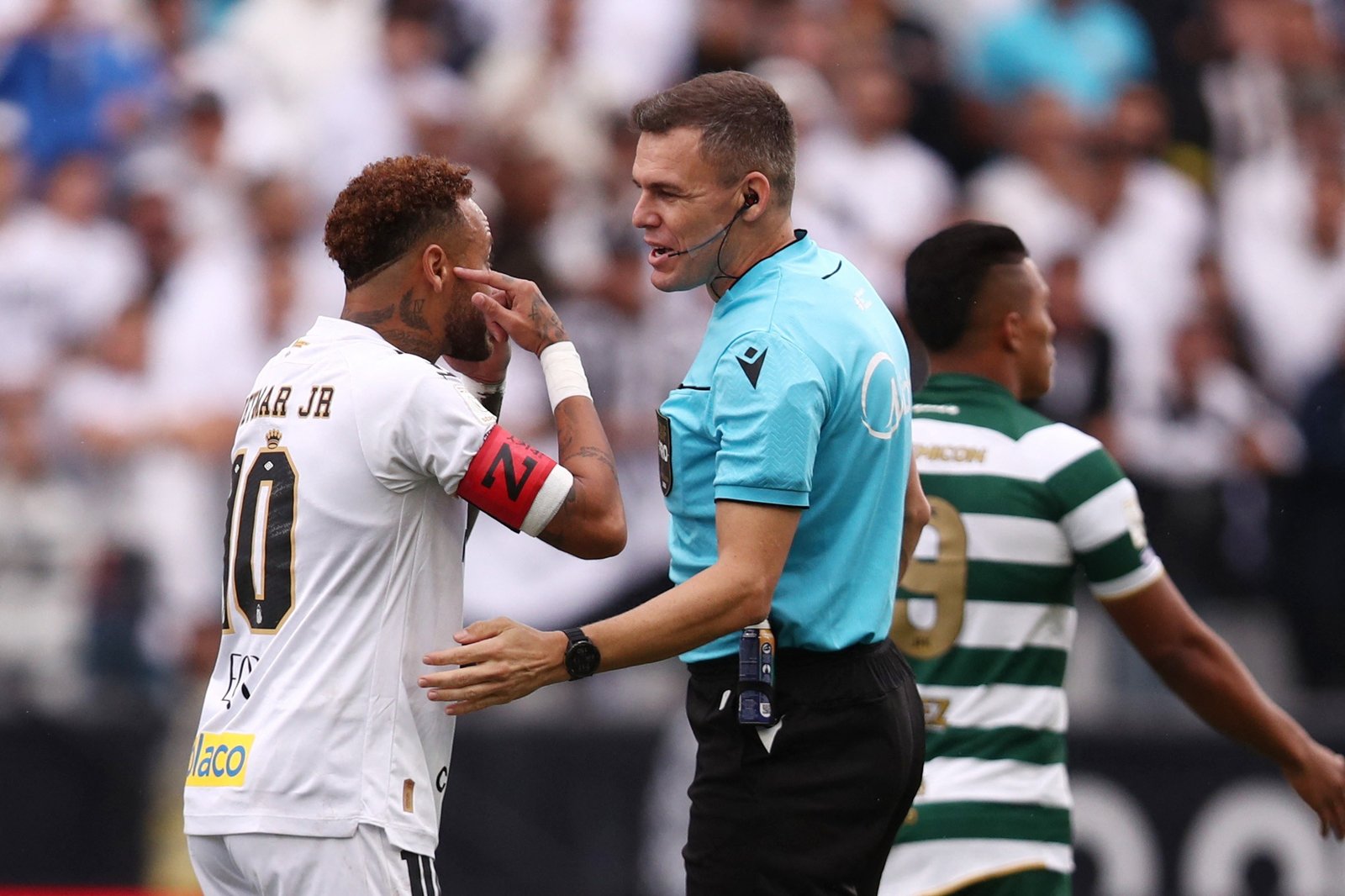 Santos pede anulação de jogo contra Coritiba por substituição errada de Neymar