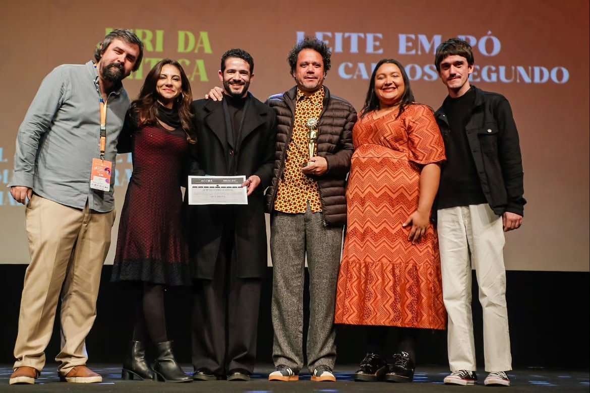 Filme potiguar Leite em Pó ganha três prêmios no Festival de Gramado