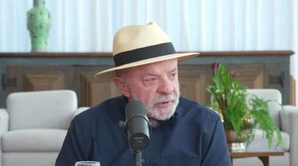 Lula defende investigação contra filho Lulinha e nega pedido de arquivamento