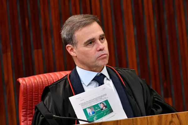 STF homologa delação do empresário ligado a repasses para filme de Bolsonaro