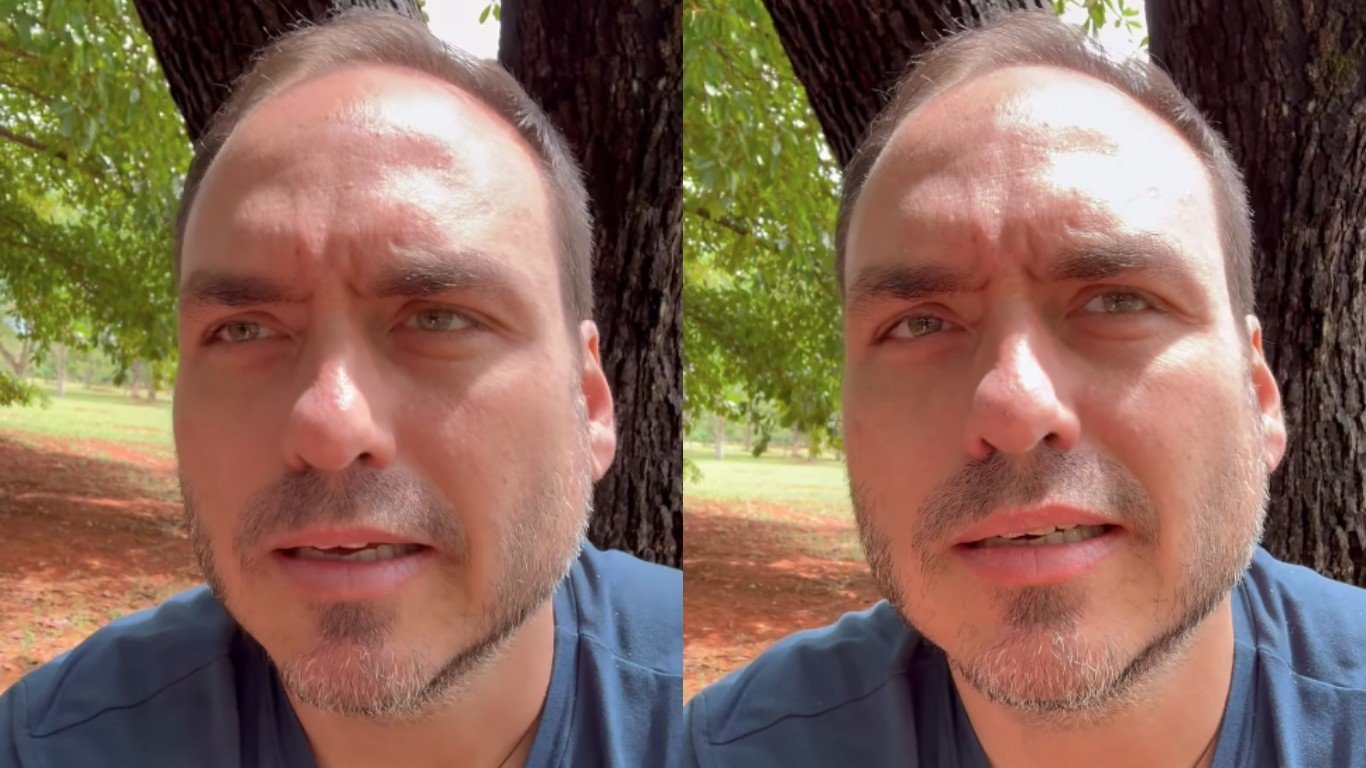 Carlos Bolsonaro pede desculpas a Jair após derrota eleitoral do irmão