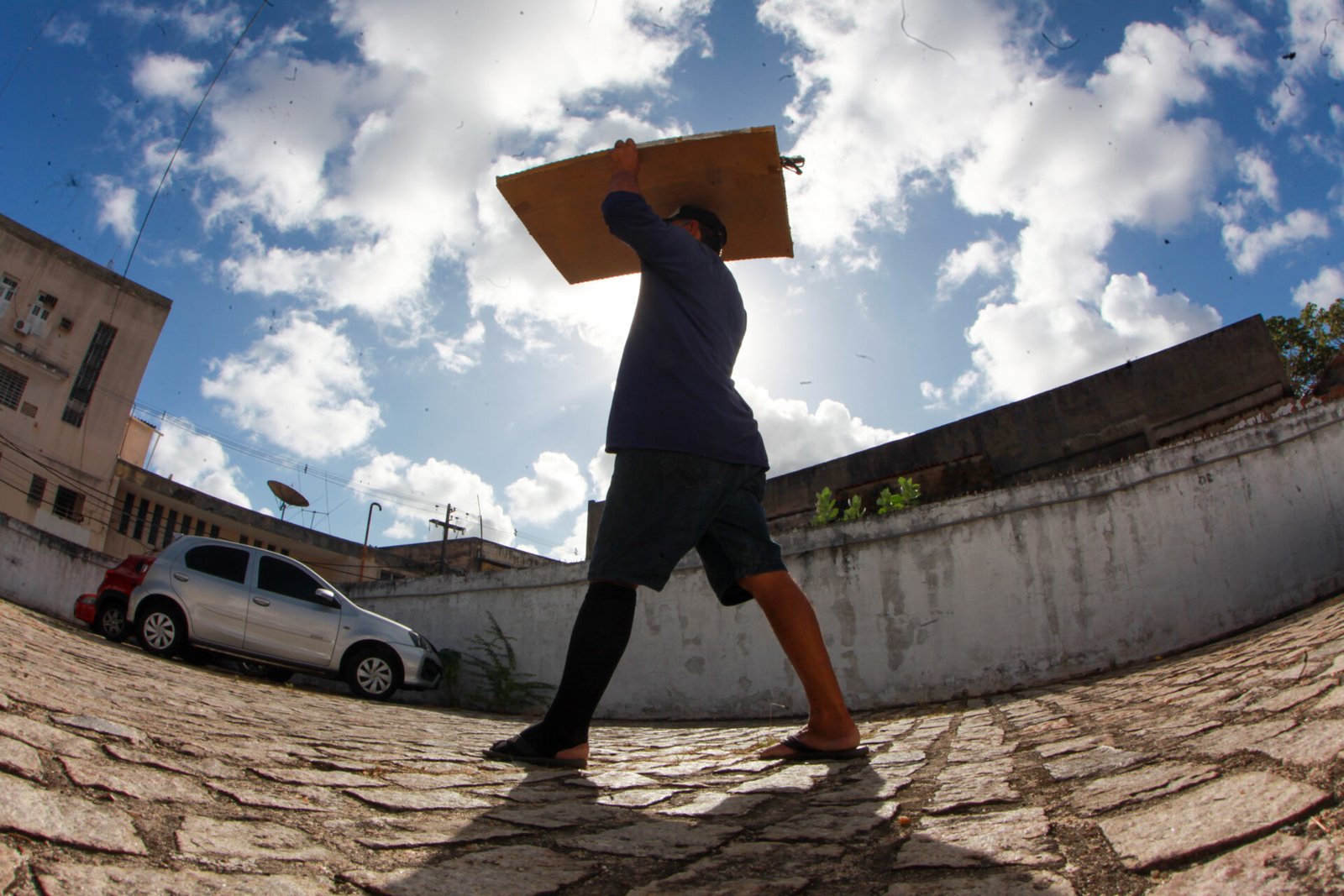 Inmet alerta para baixa umidade em 47 cidades do RN nesta quinta-feira