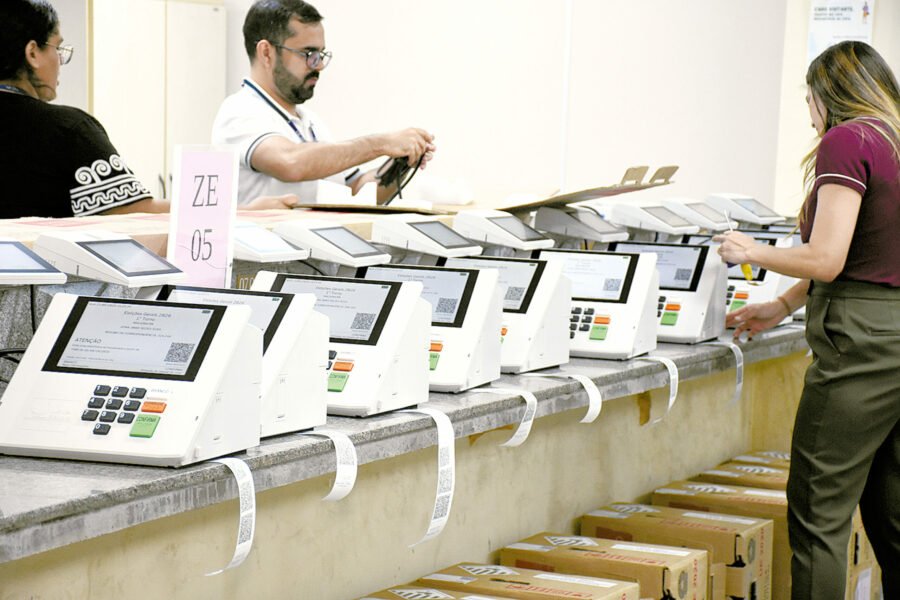 Mais de 2,6 milhões votam no RN para governador e presidente no segundo turno de 2026
