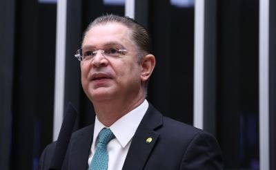 Sóstenes apoia fim da escala 6x1 e PEC de jornada flexível após eleição de Flávio Bolsonaro