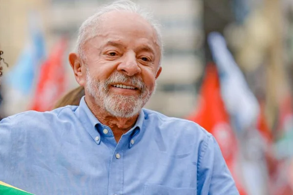 TSE proíbe Globo de mostrar púlpito vazio de Lula em debate presidencial